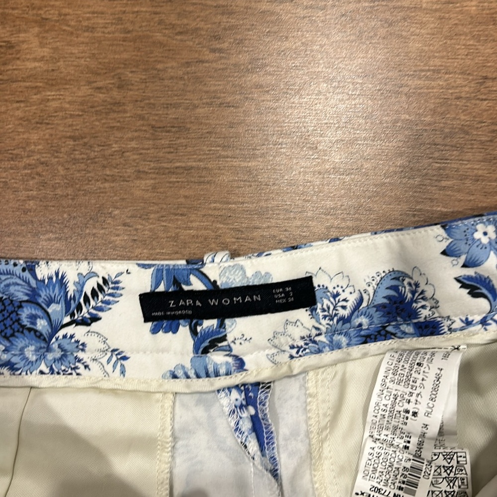Floral pattern pants - Picture 3 of 6
